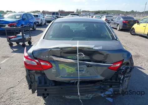 2017 Nissan Altima 2.5 S из США, поврежденный, VIN 1N4AL3AP9HN352765